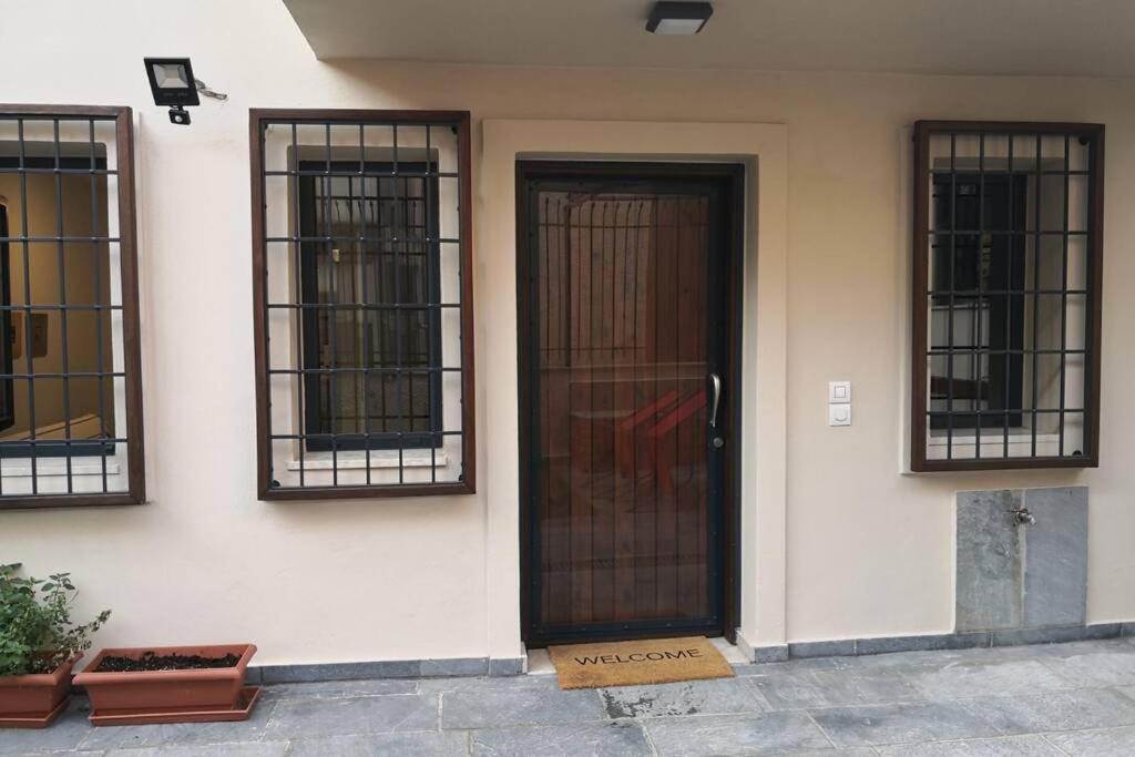 Apartamento Cozy House With Garden In The Old Town Tesalónica Exterior foto